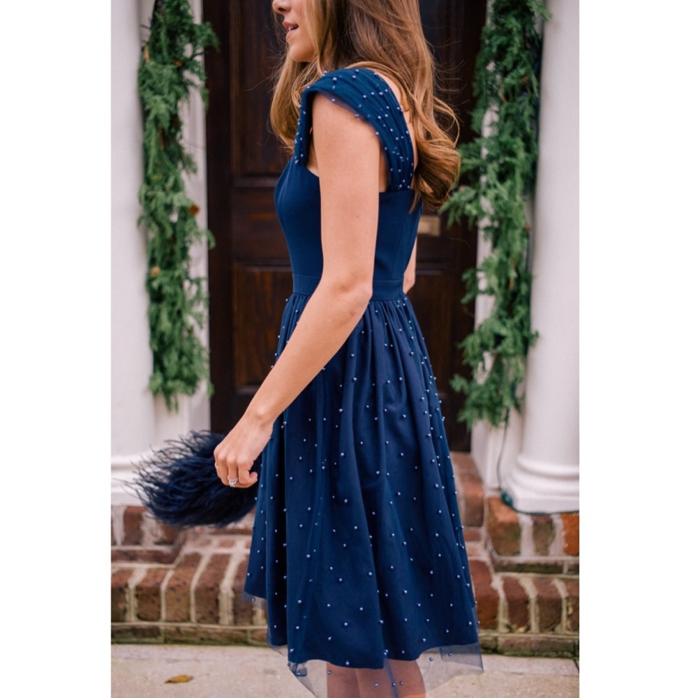 Gal Meets Glam Delores Pearl Dress